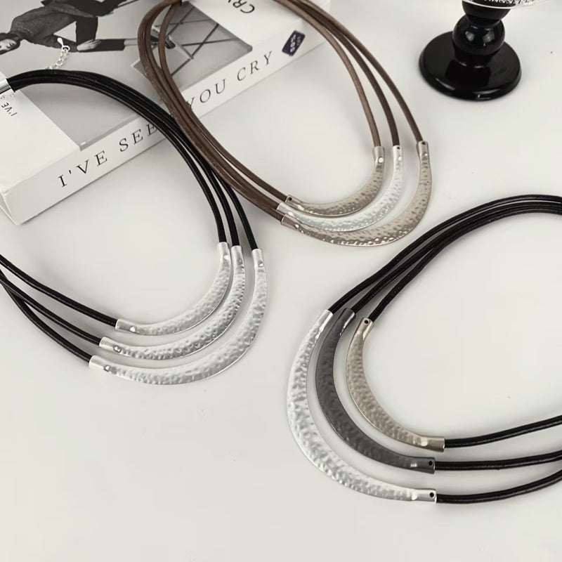 Retro Multi-Layered Leather Necklace, Accessible Luxury And Simple Design, Clavicle Chain, Niche Exquisite Fashion Women'S Accessories - Image 3